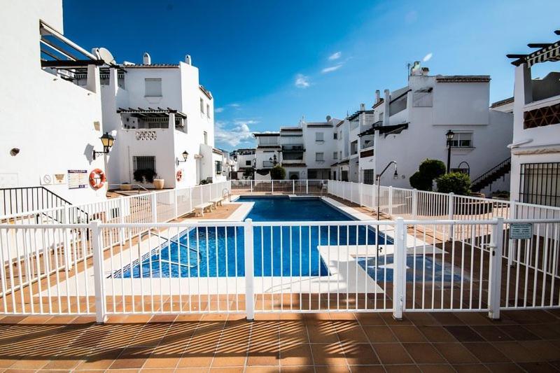 Apartamento Primera Linea De Playa Manilva Εξωτερικό φωτογραφία
